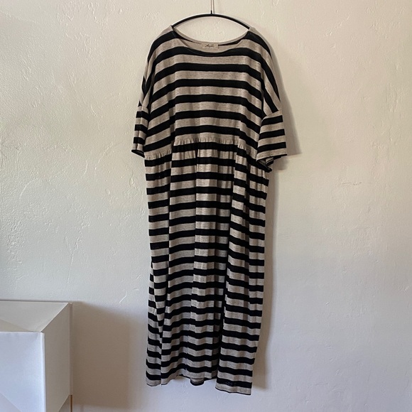 Ichi Antiquités Dresses & Skirts - Ichi Antiquites linen striped midi dress